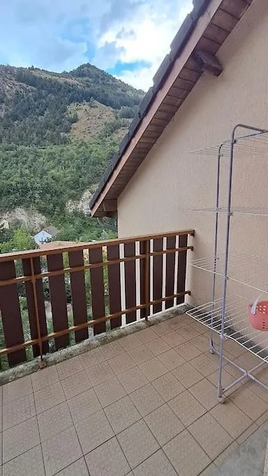 Appartement Tout Confort Brides-les-Bains Apartment